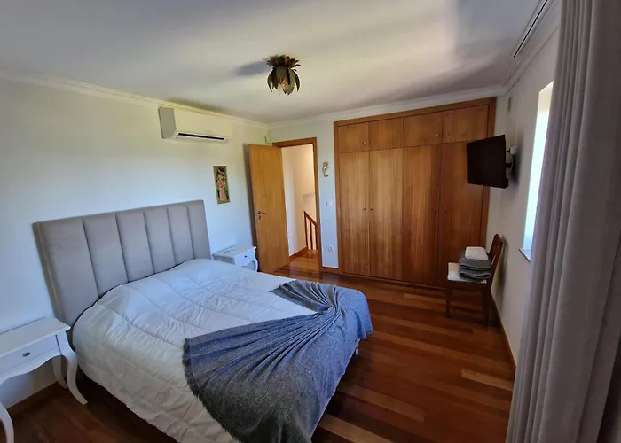 Casa Do Cedro بيت للعطل *